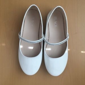 🔥Hot Price Drop🔥Fancy White Flats
